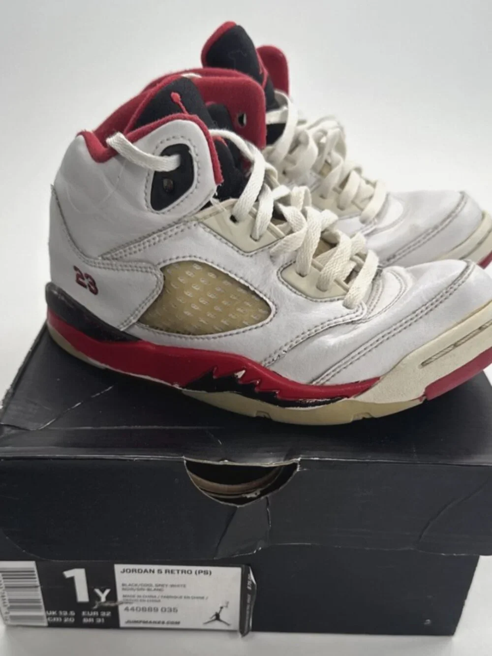 Jordan 5 Retro Youth Kids Boys 13C Shoes White Athletic Leather Sneakers in Box